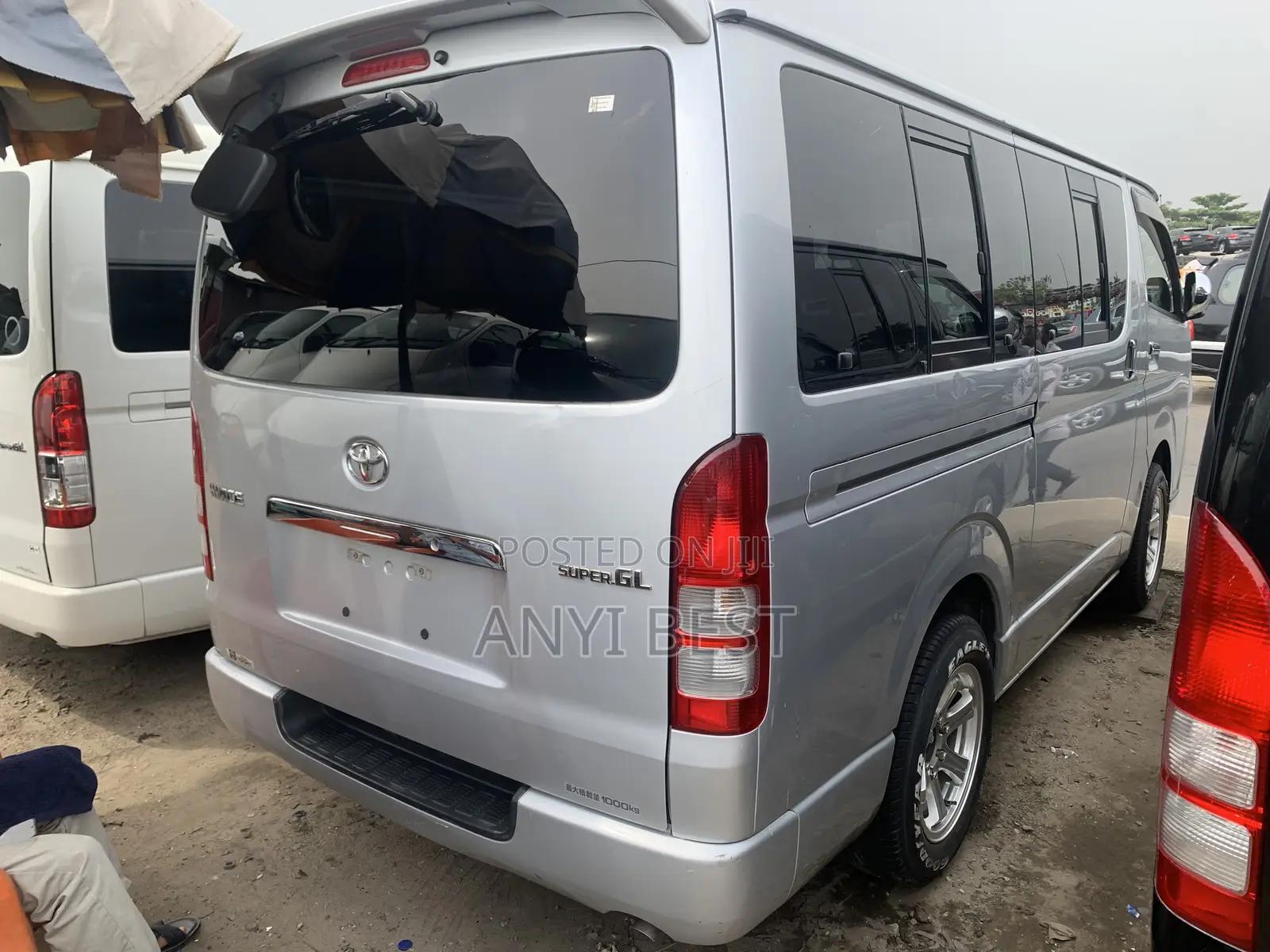 Toyota HiAce 2008 Silver