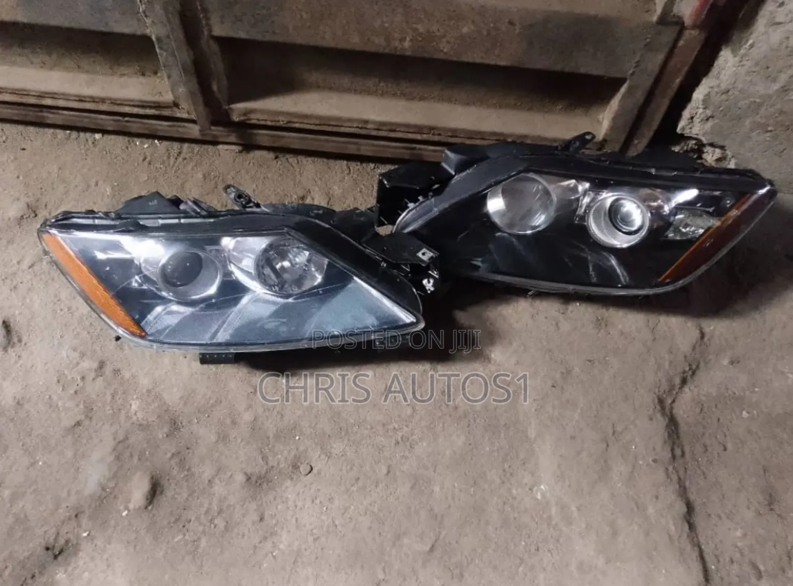 Replacement Headlight for Mazda Cx7 2007