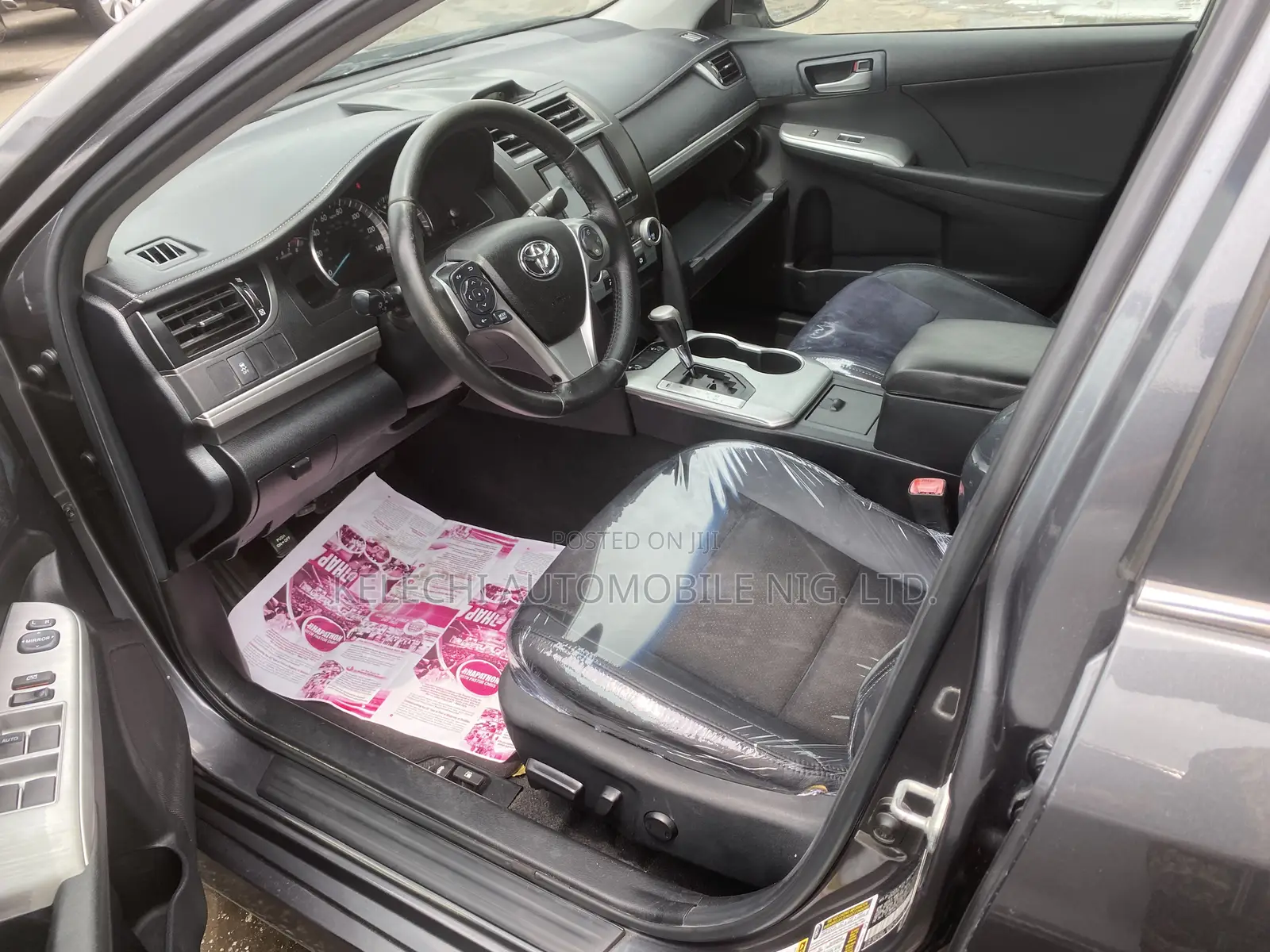 Toyota Camry SE 4dr Sedan (2.5L 4cyl 6A) 2013 Gray
