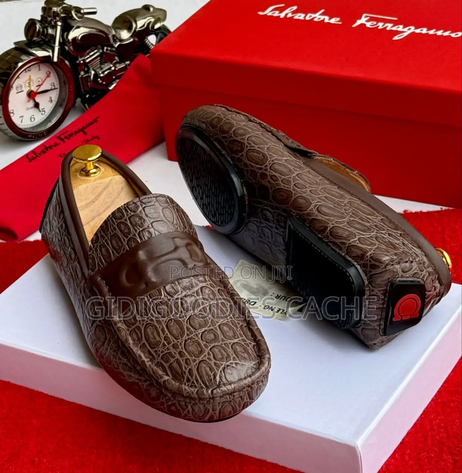 Salvatore Ferragamo Leather/Suede Drivers