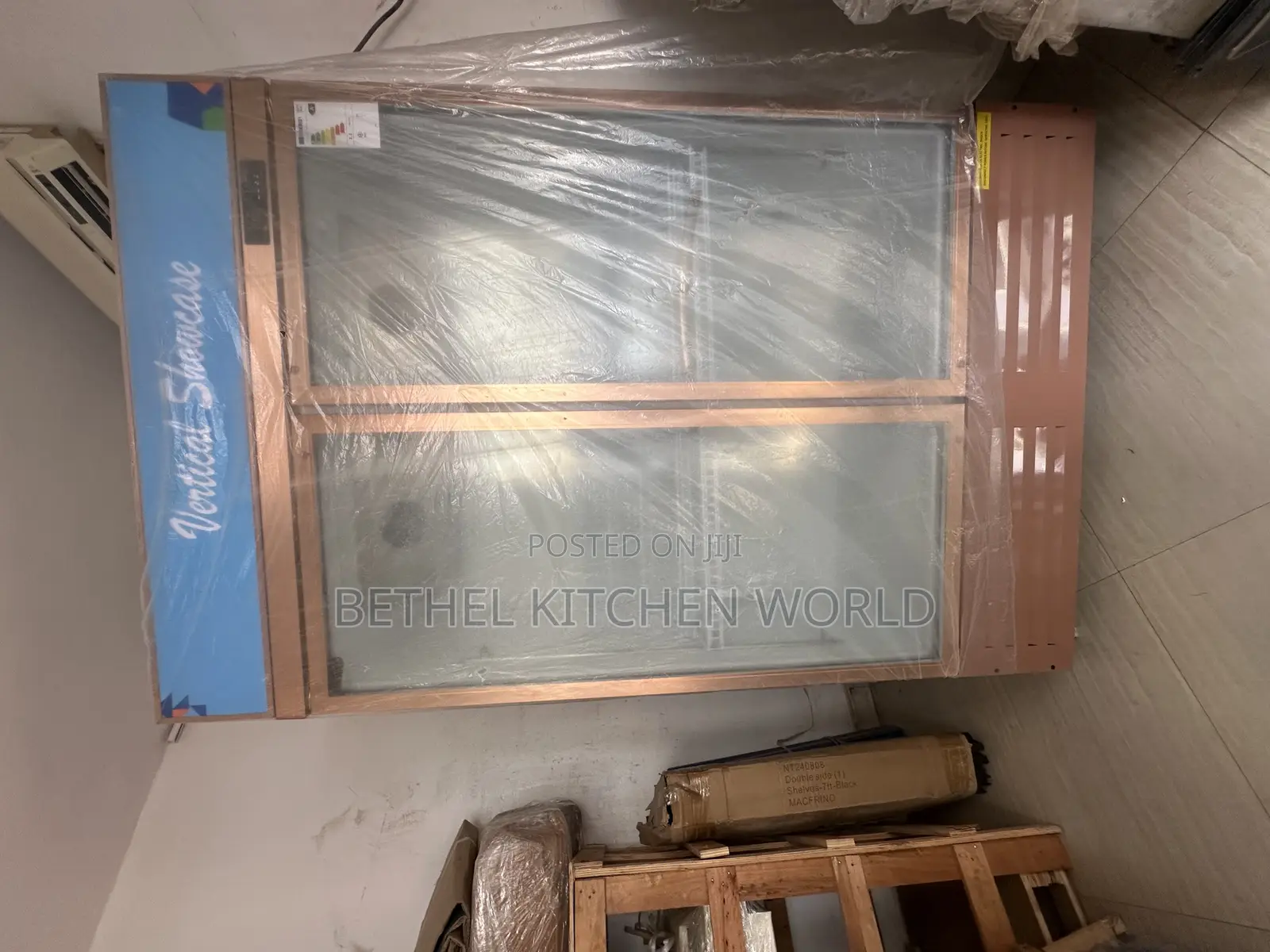 Vertical Double Door Showcase Chiller