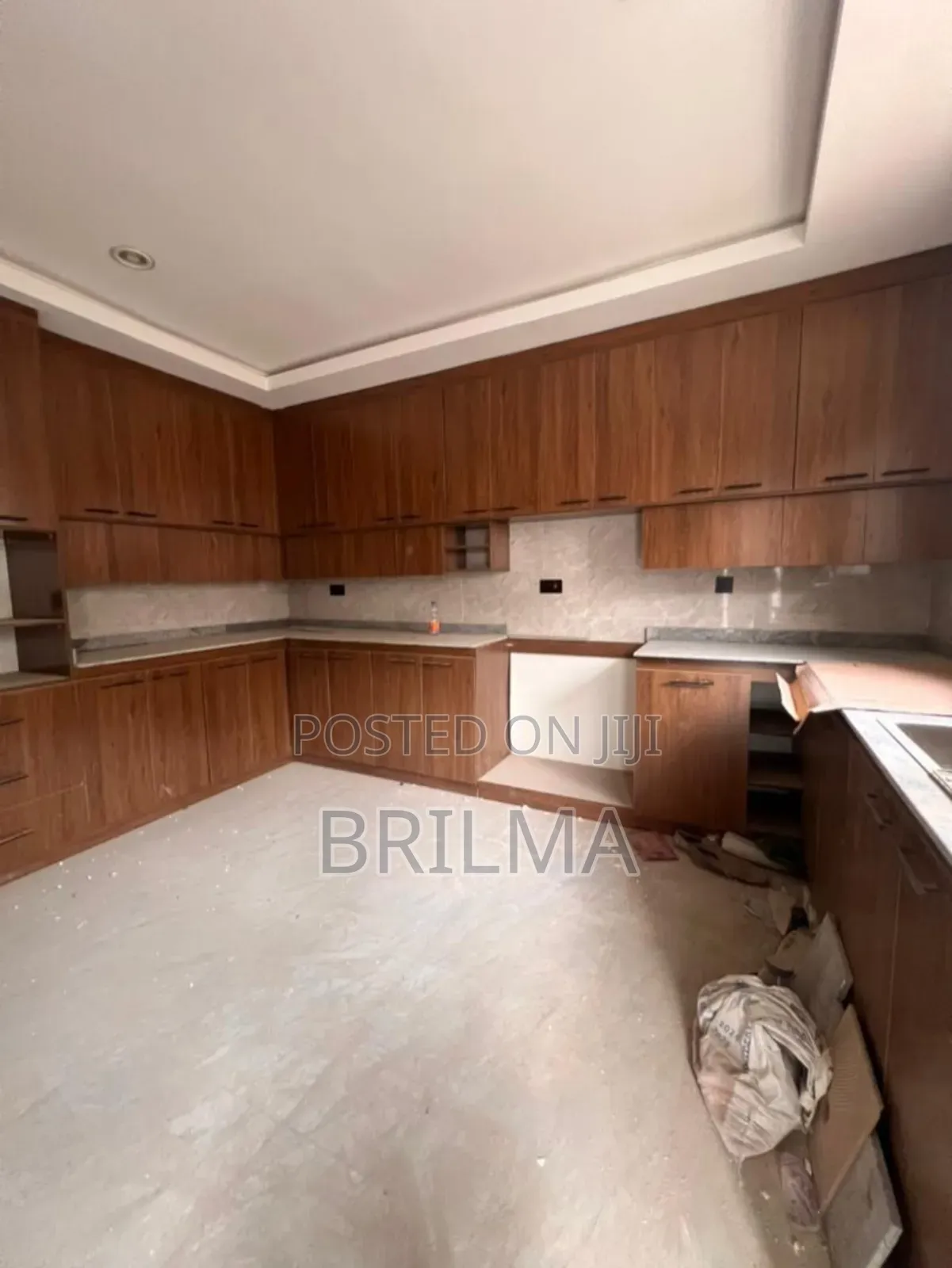 4bdrm Duplex in Gwarinpa for rent