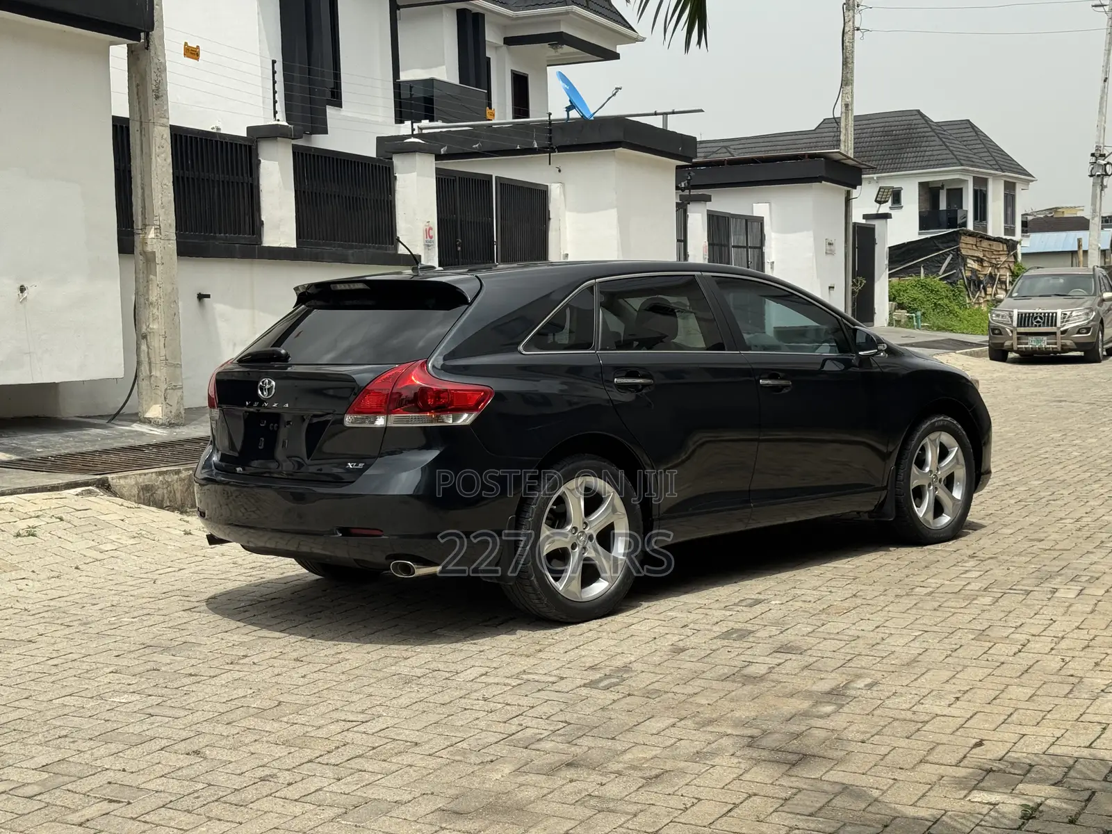 Toyota Venza XLE 4dr Wagon AWD (3.5L 6cyl 6A) 2015 Black