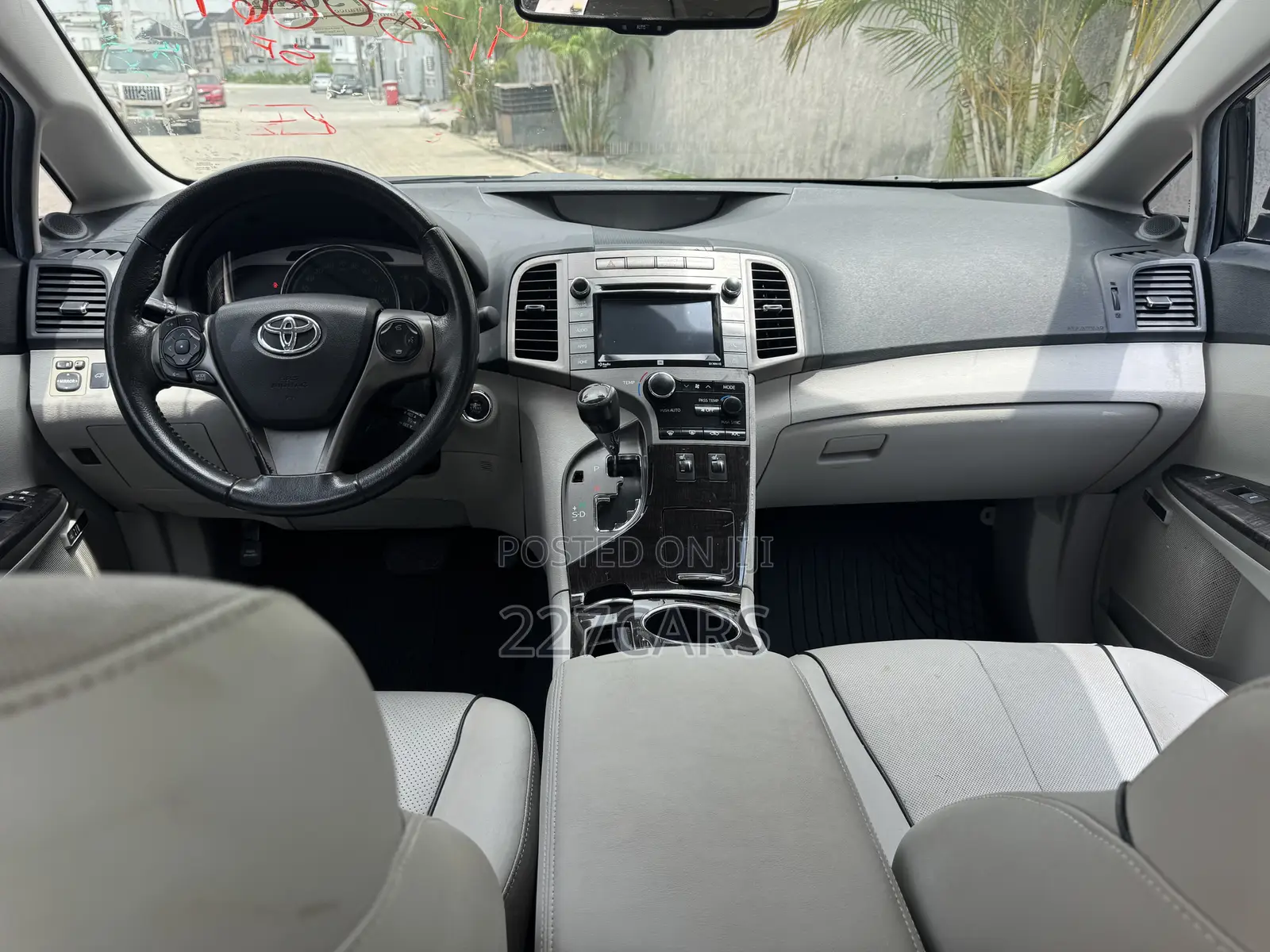 Toyota Venza XLE 4dr Wagon AWD (3.5L 6cyl 6A) 2015 Black