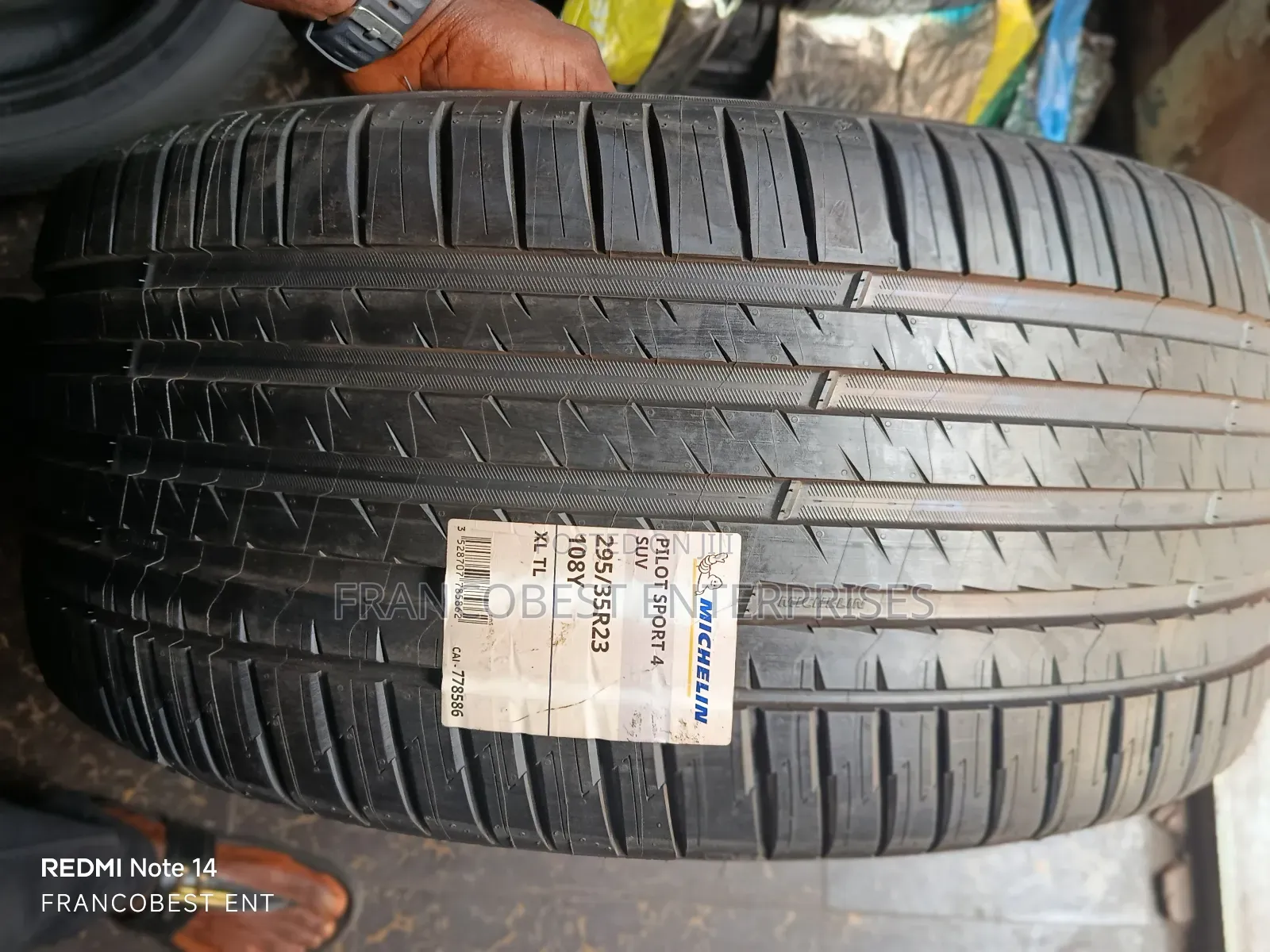 295/35r23 Michelin Tire