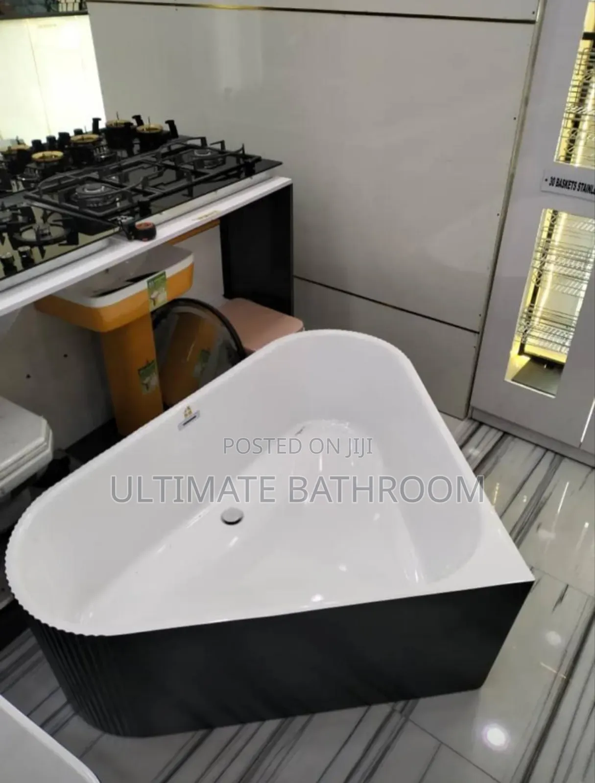 Unique Design Black And White Acrylic Bathtub