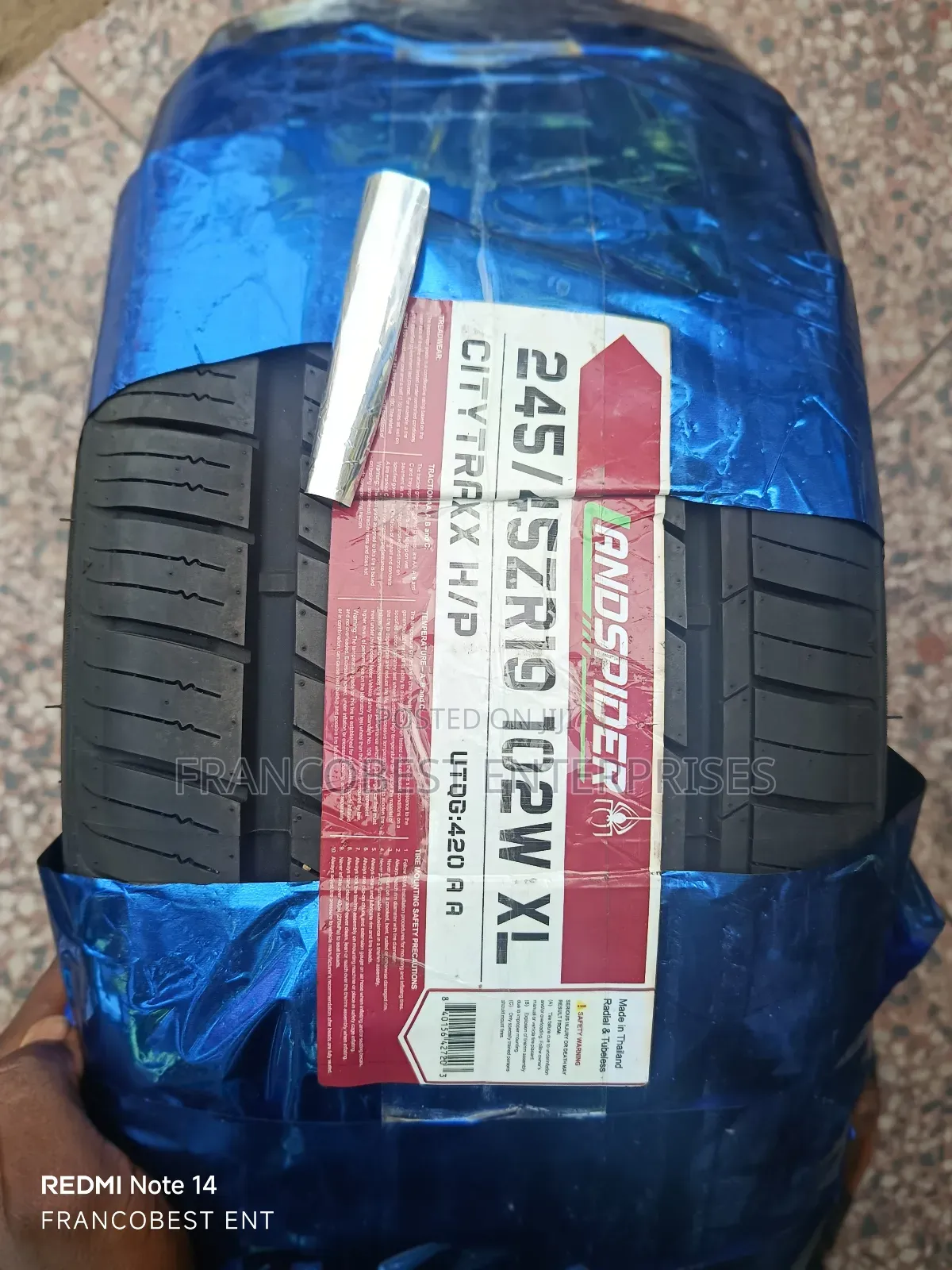 245/45r19 Landspider Tire