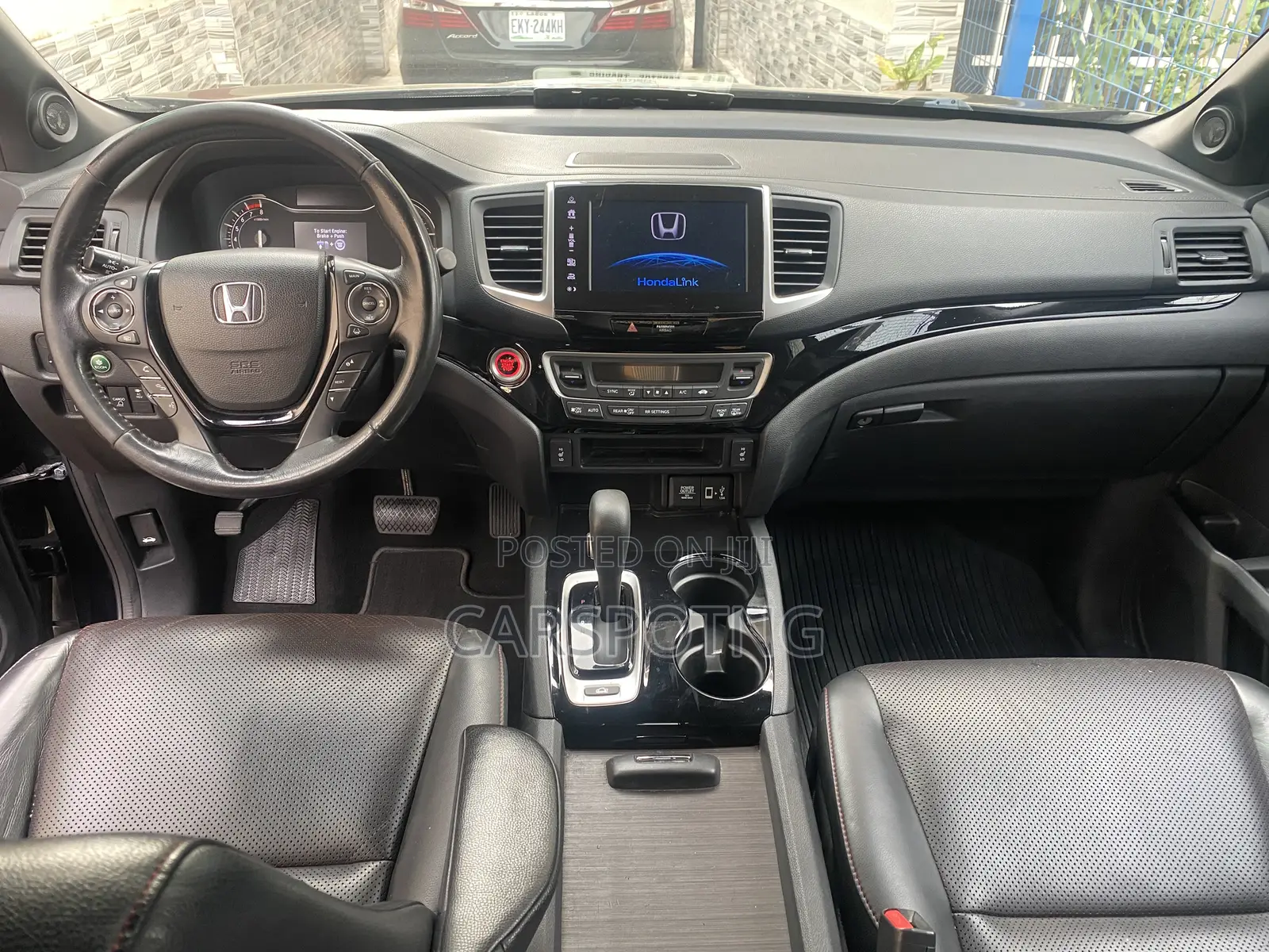 Honda Ridgeline Black Edition AWD Crew Cab 125.2 in. WB 2018 Black