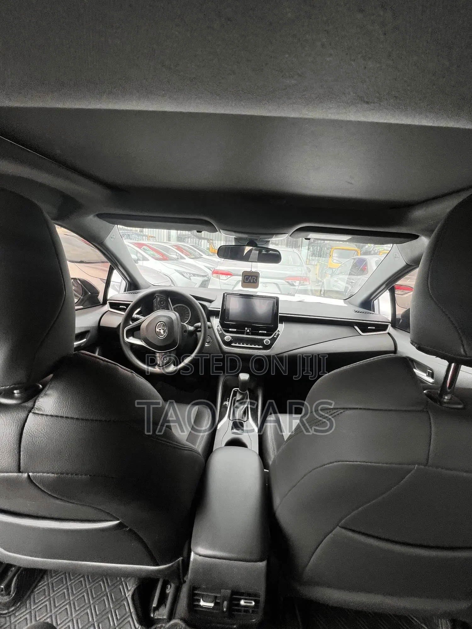 Toyota Corolla XLE 2022 Silver