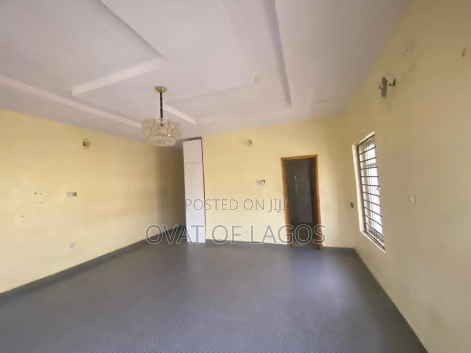 5bdrm Duplex in Ikota Villa for rent