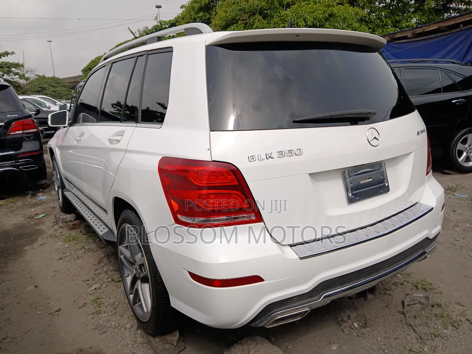 Mercedes-Benz GLK-Class Base GLK 350 4dr AWD 4MATIC (3.5L 6cyl 7A) 2015