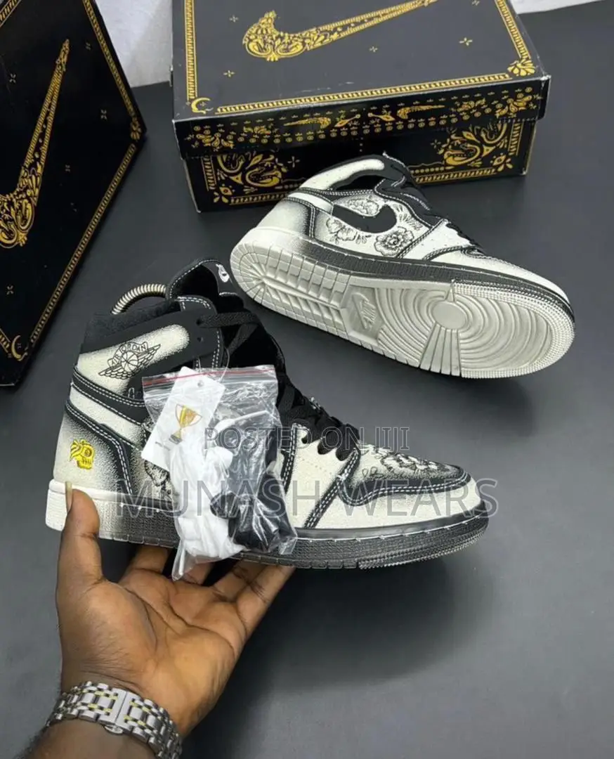 Classic Nike Jordan Sneakers 40-46 Available