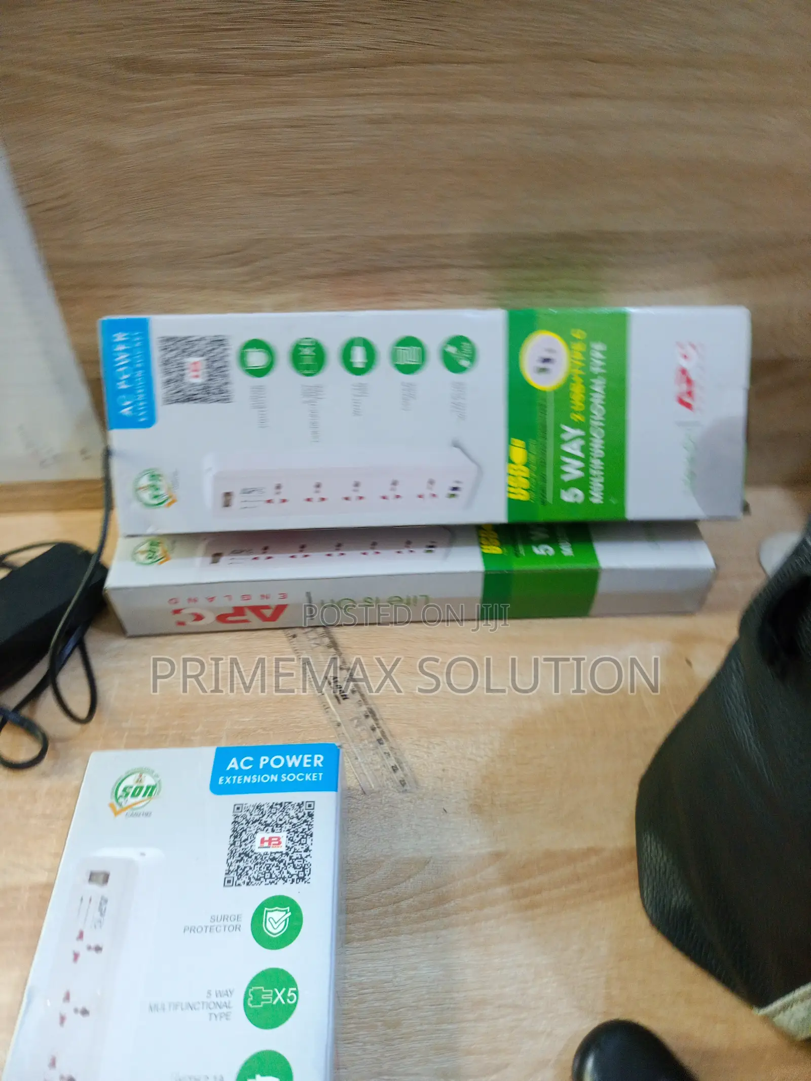 The Only Extension Box You’Ll Ever Need (5-Way)