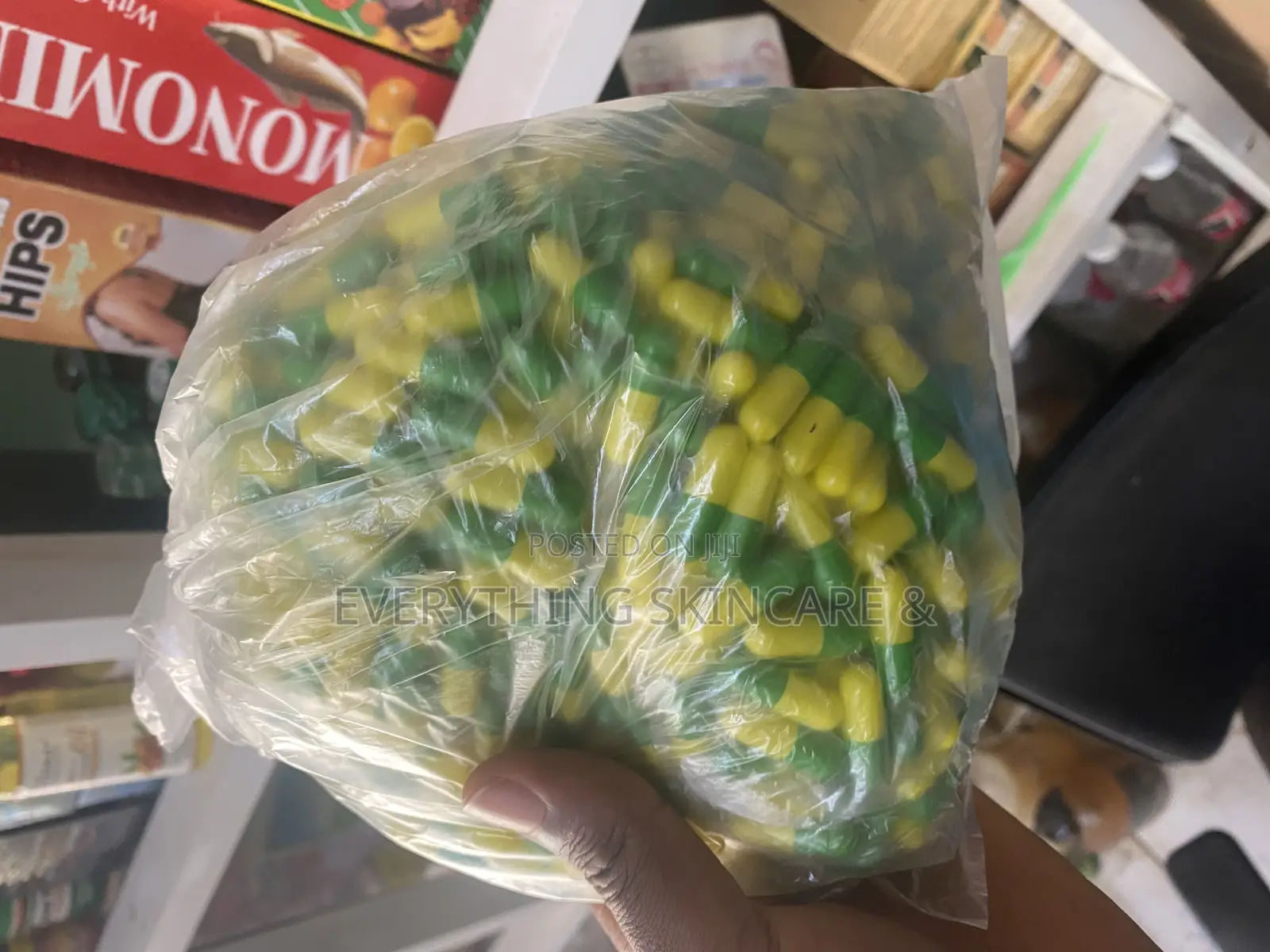 Yellow and Green Empty Gelatine Capsules