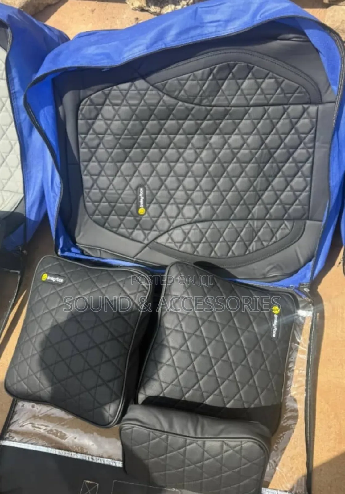 Smilling Face Luxury Universal Leather Seatcover for 5 Seater Suv/Car
