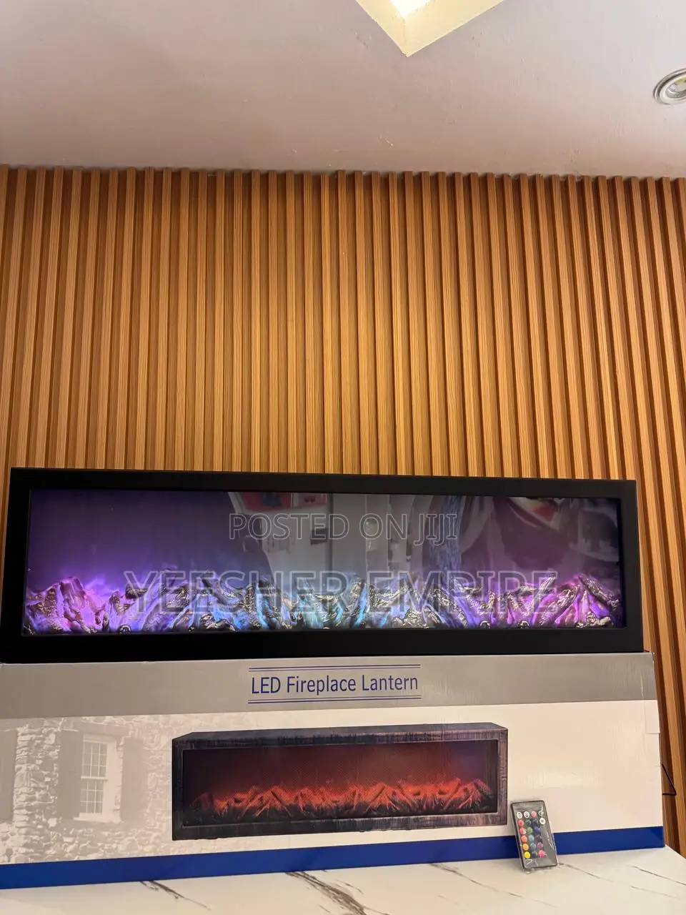Extra-large Multicolor Fireplace