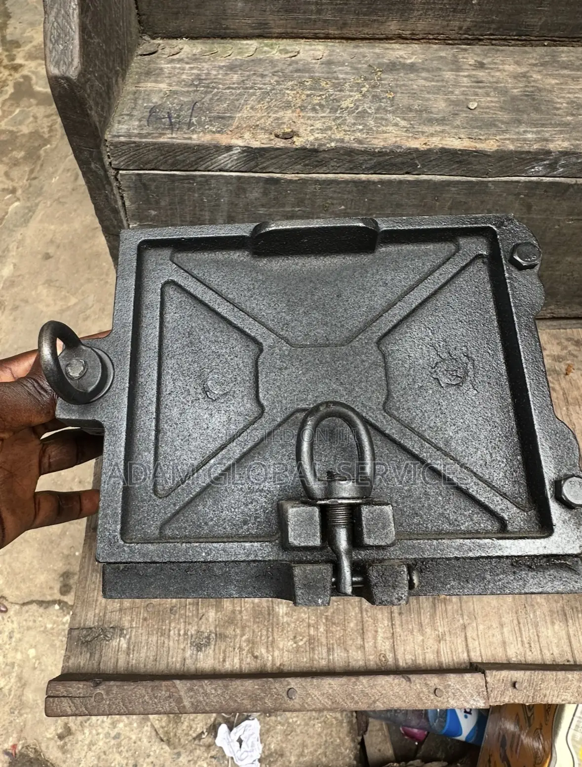150mm X 150mm Iron Concrete Cube Mould