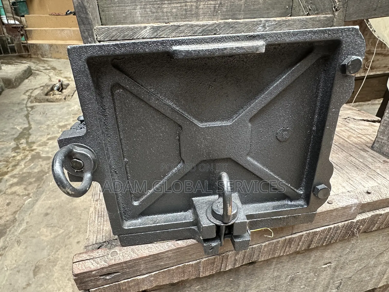 150mm X 150mm Iron Concrete Cube Mould