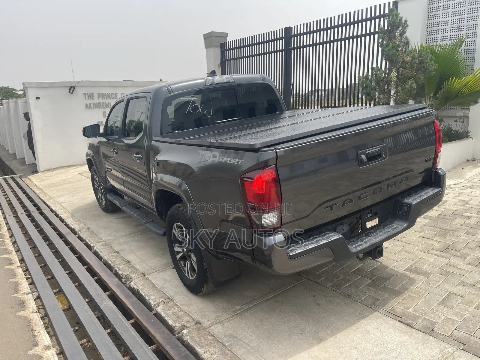 Toyota Tacoma TRD Sport 2019 Gray