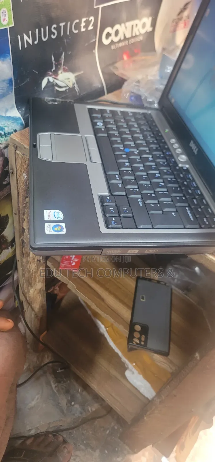 Laptop Dell 2GB HDD 72GB