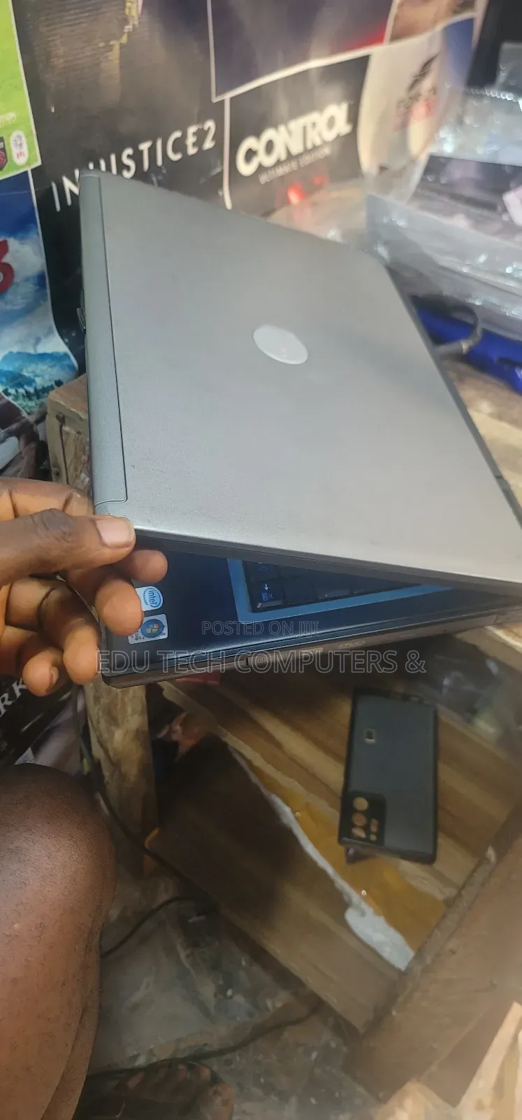 Laptop Dell 2GB HDD 72GB