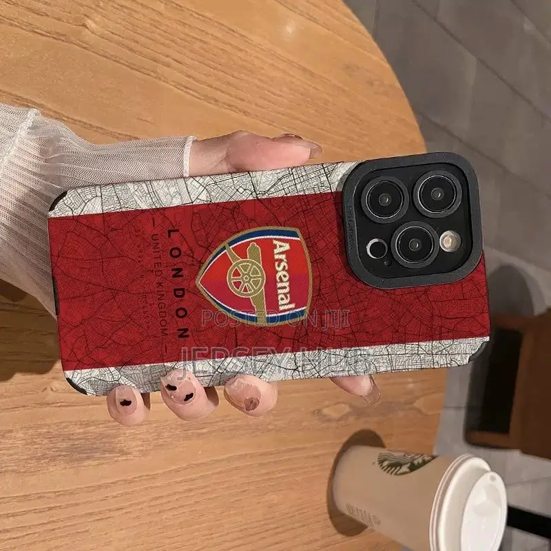Arsenal Phone Case Available for iPhone 17 Series