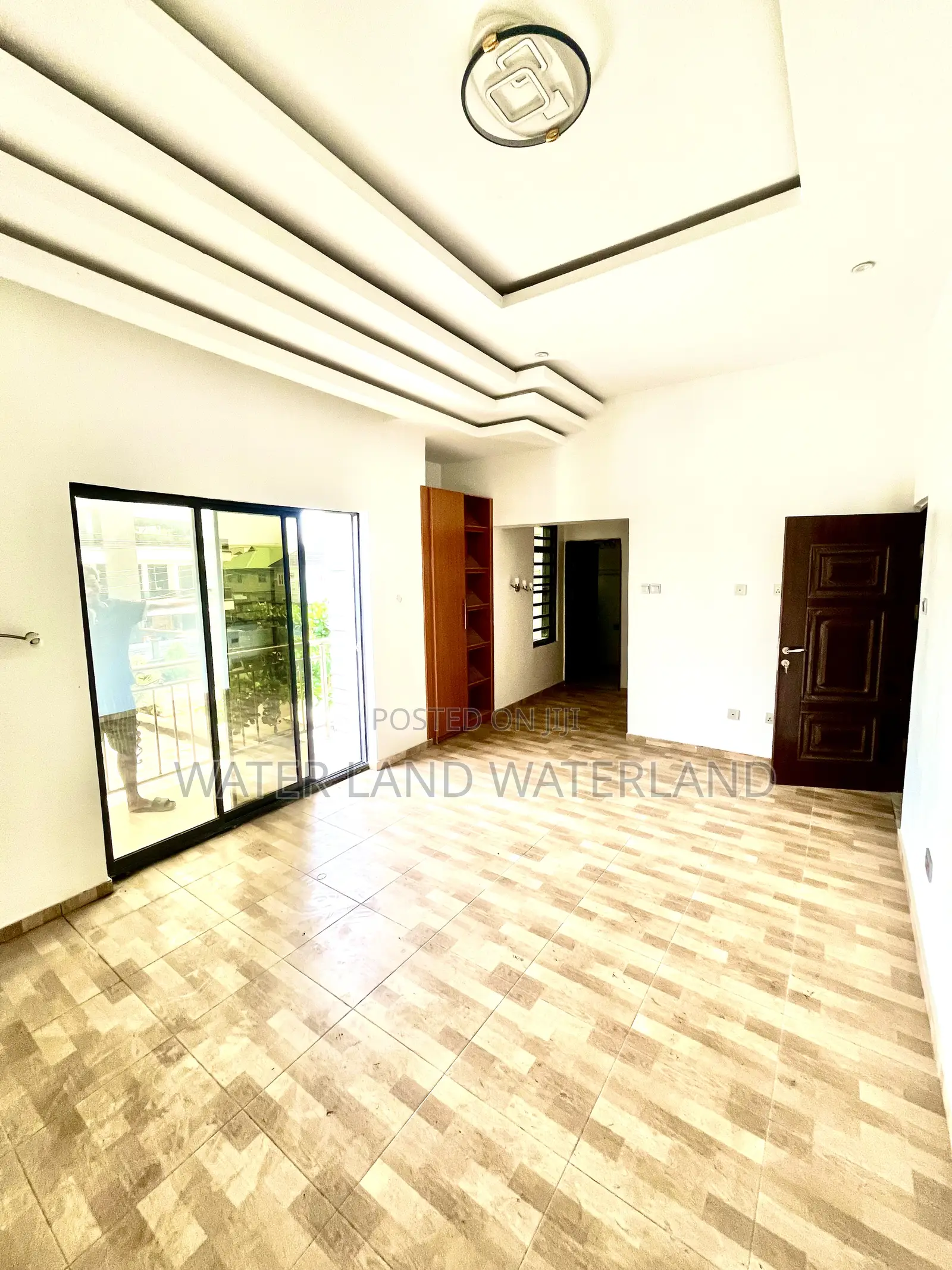 5bdrm Duplex in Lekki Phase 2 for sale