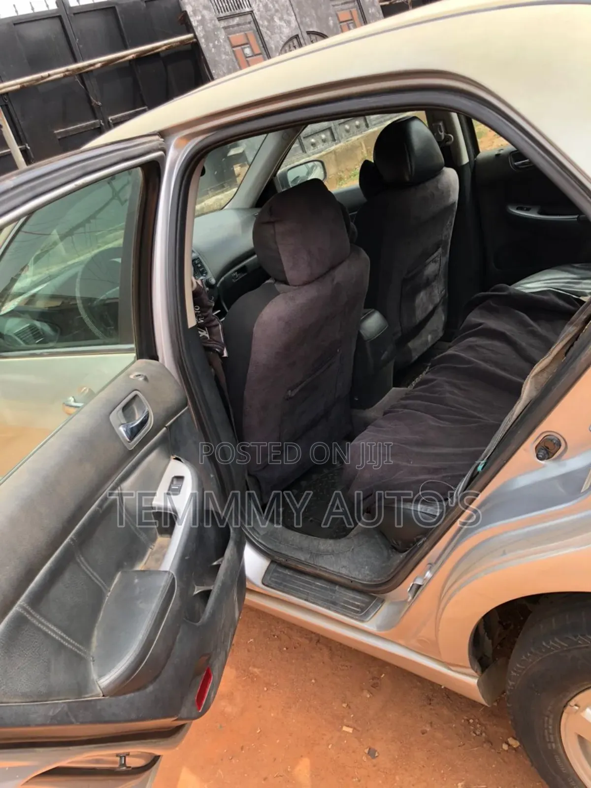 Honda Accord 2004 Silver