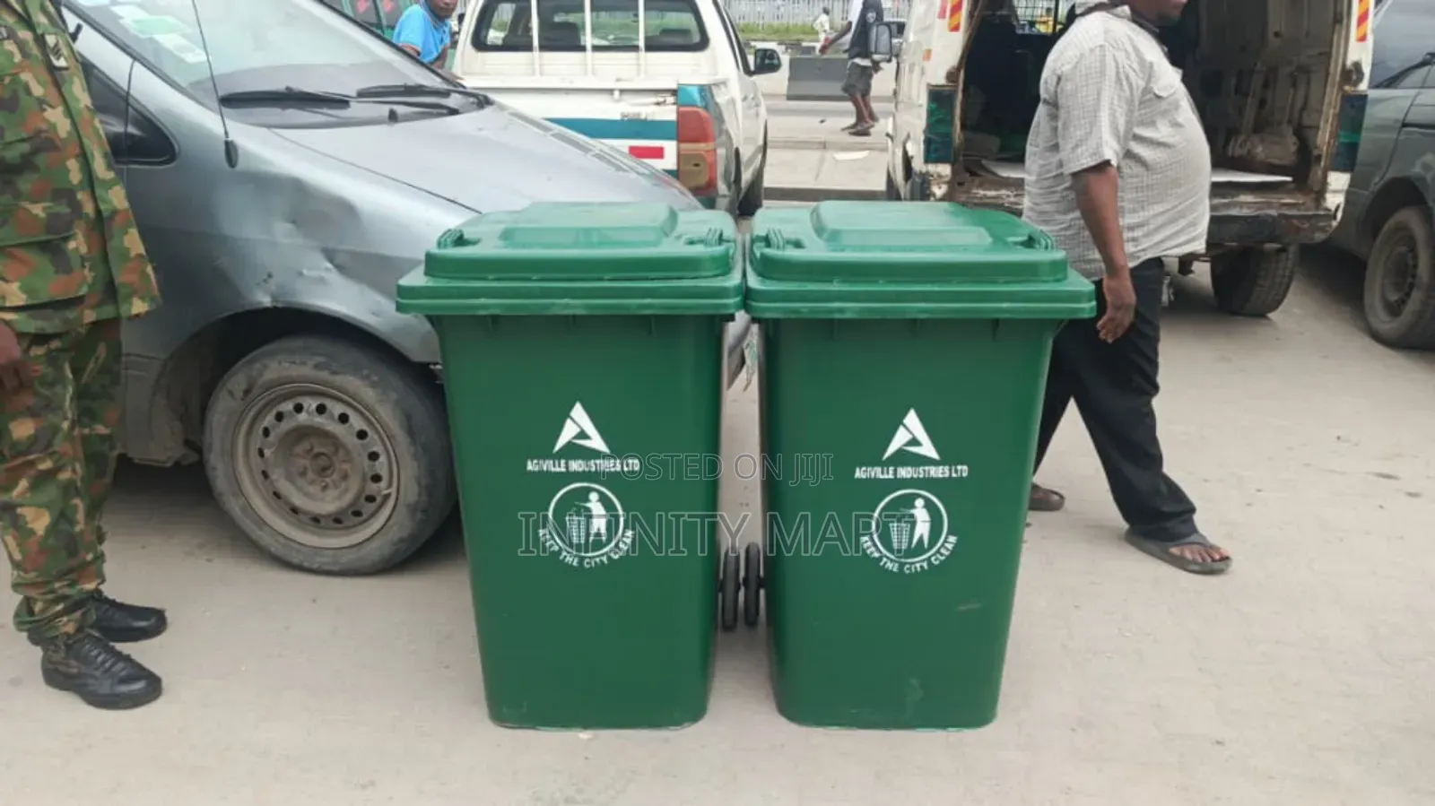 240l Waste Bin With Wheelers.