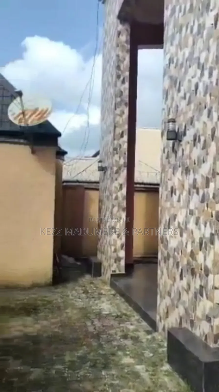 5bdrm Duplex in Umuobia Housing for sale