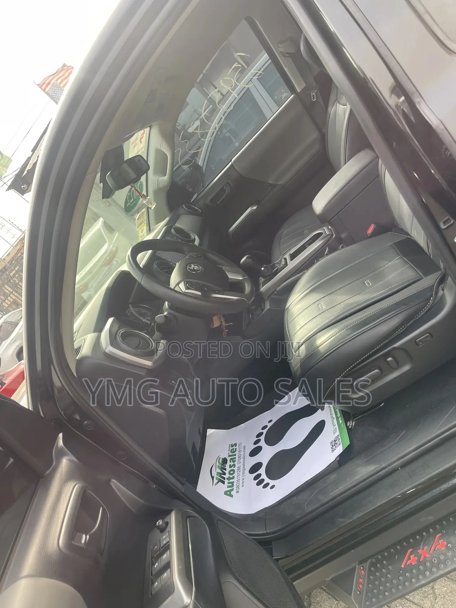 Toyota Tacoma 2022 Black