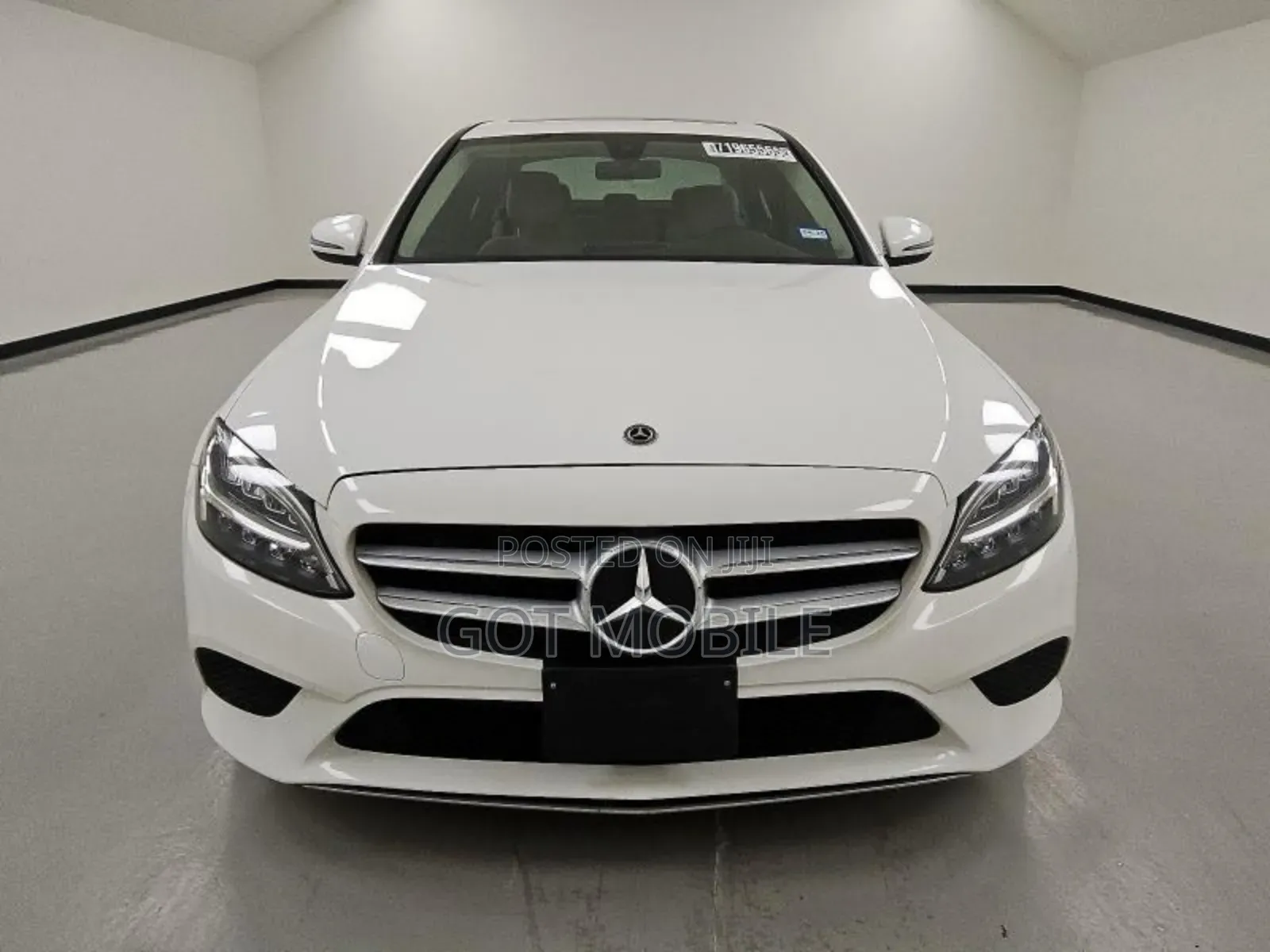 Mercedes-Benz C300 2021 White