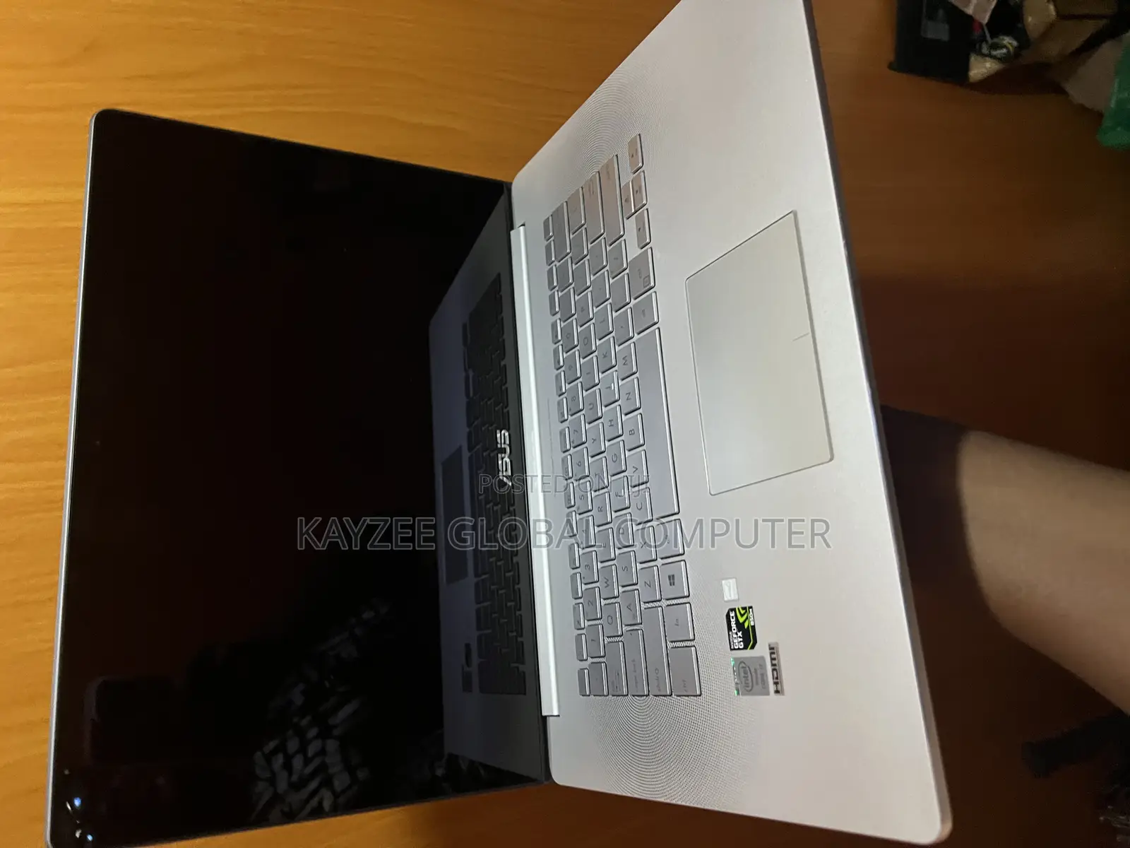 Laptop Asus 8GB Intel Core i7 SSD 256GB