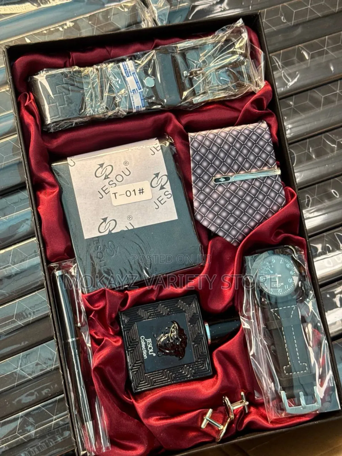 Perfect Men Gift Set(Available in Black Brown