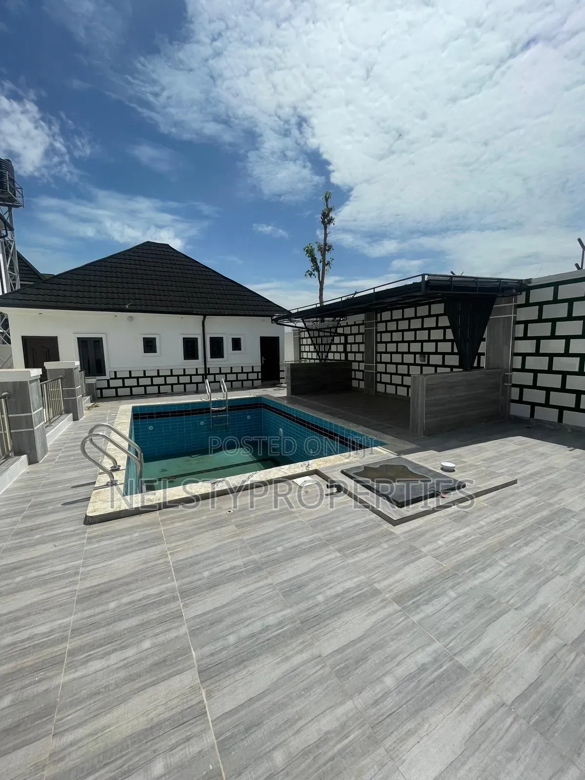 5bdrm Duplex in Harmony, Galadimawa for sale