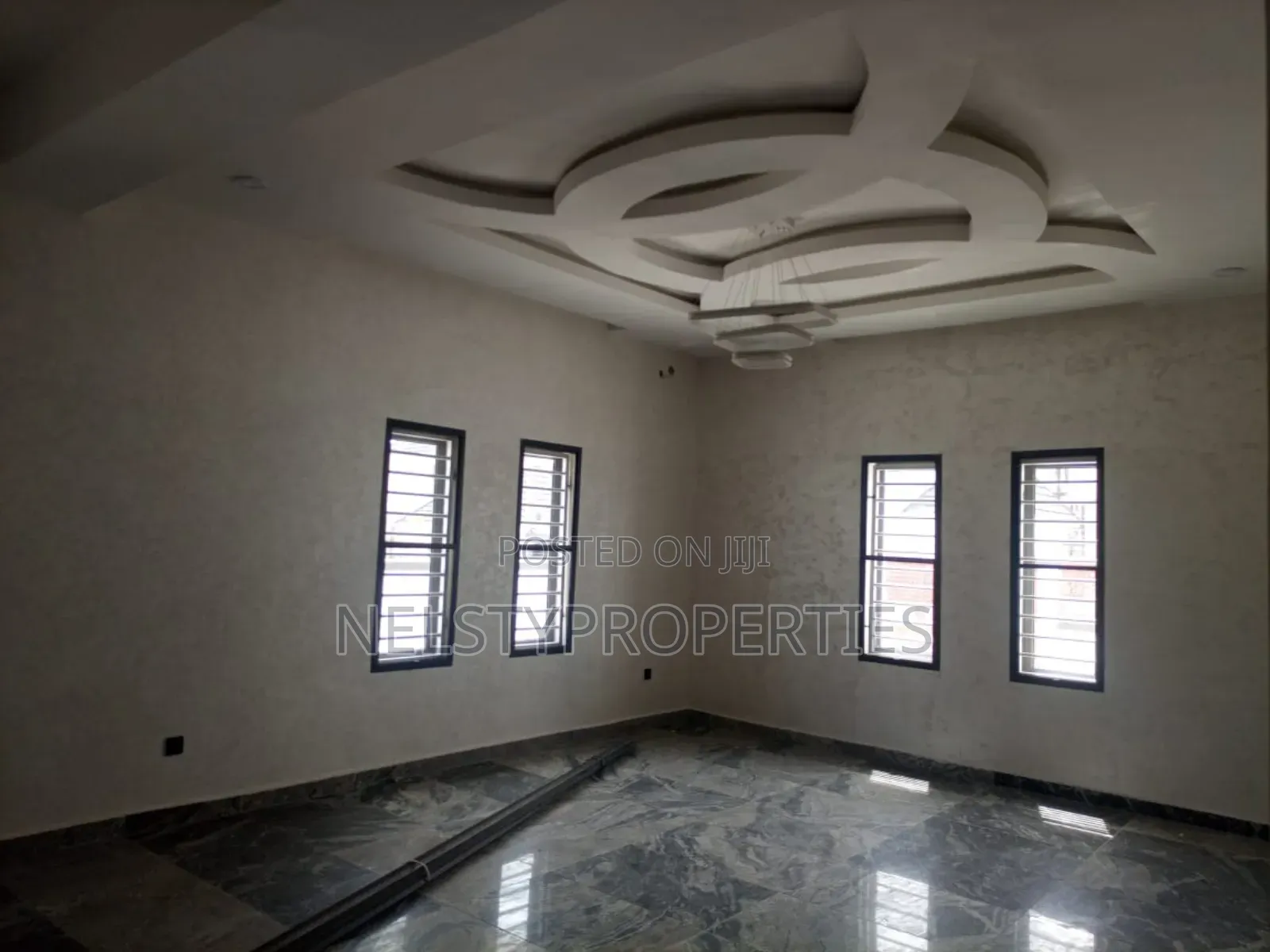 6bdrm Duplex in Karasana, Gwarinpa for sale