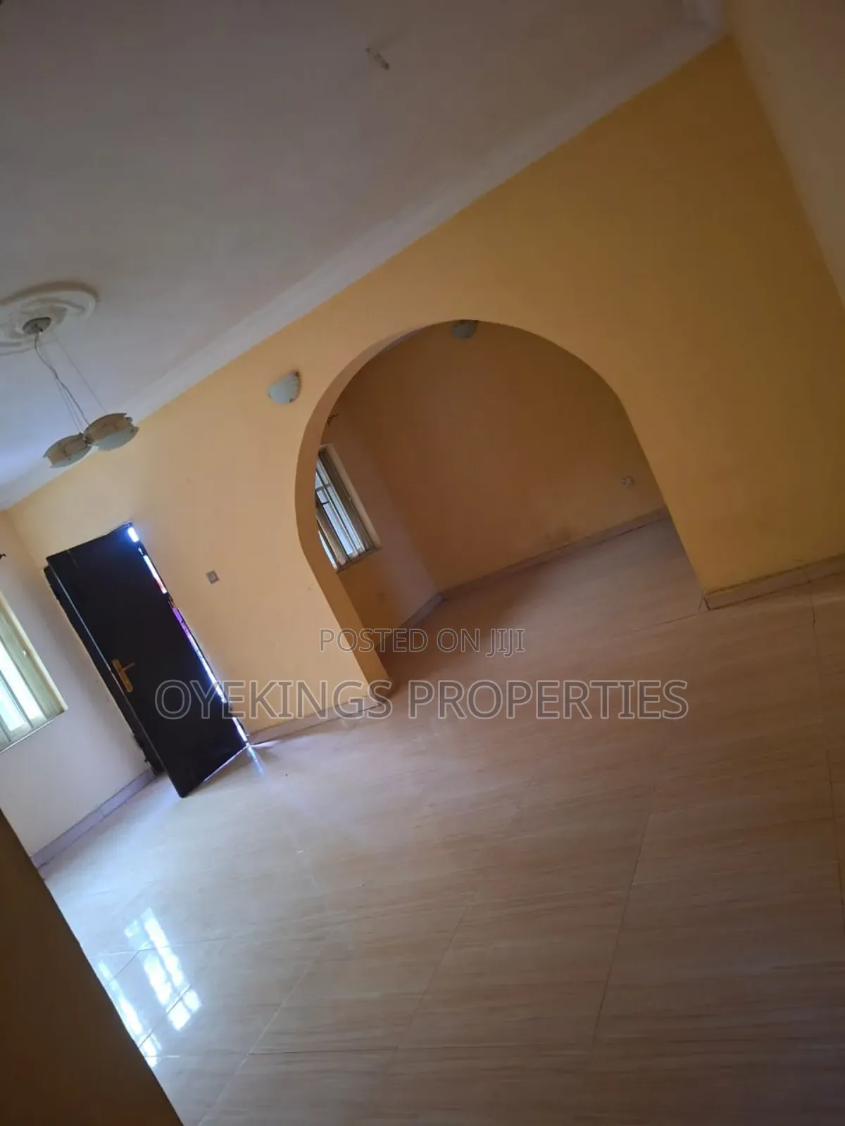 3bdrm Block of Flats in Elebu Oja, Akala Express for rent
