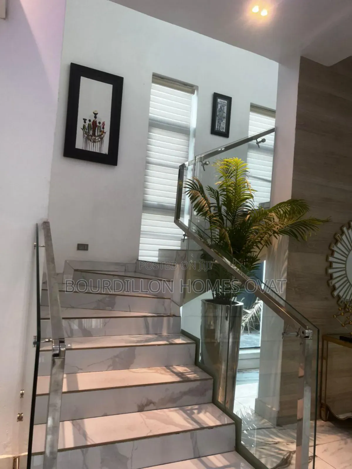 5bdrm Duplex in Pinnock Beach for sale