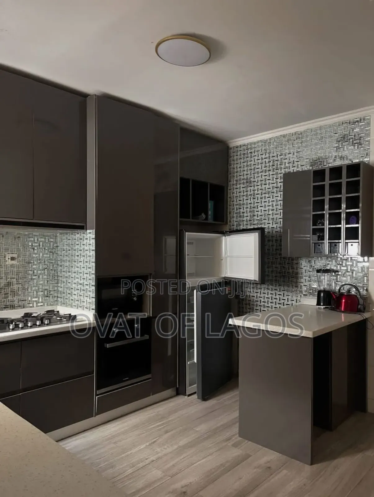 Furnished 3bdrm Penthouse in Osapa London for sale