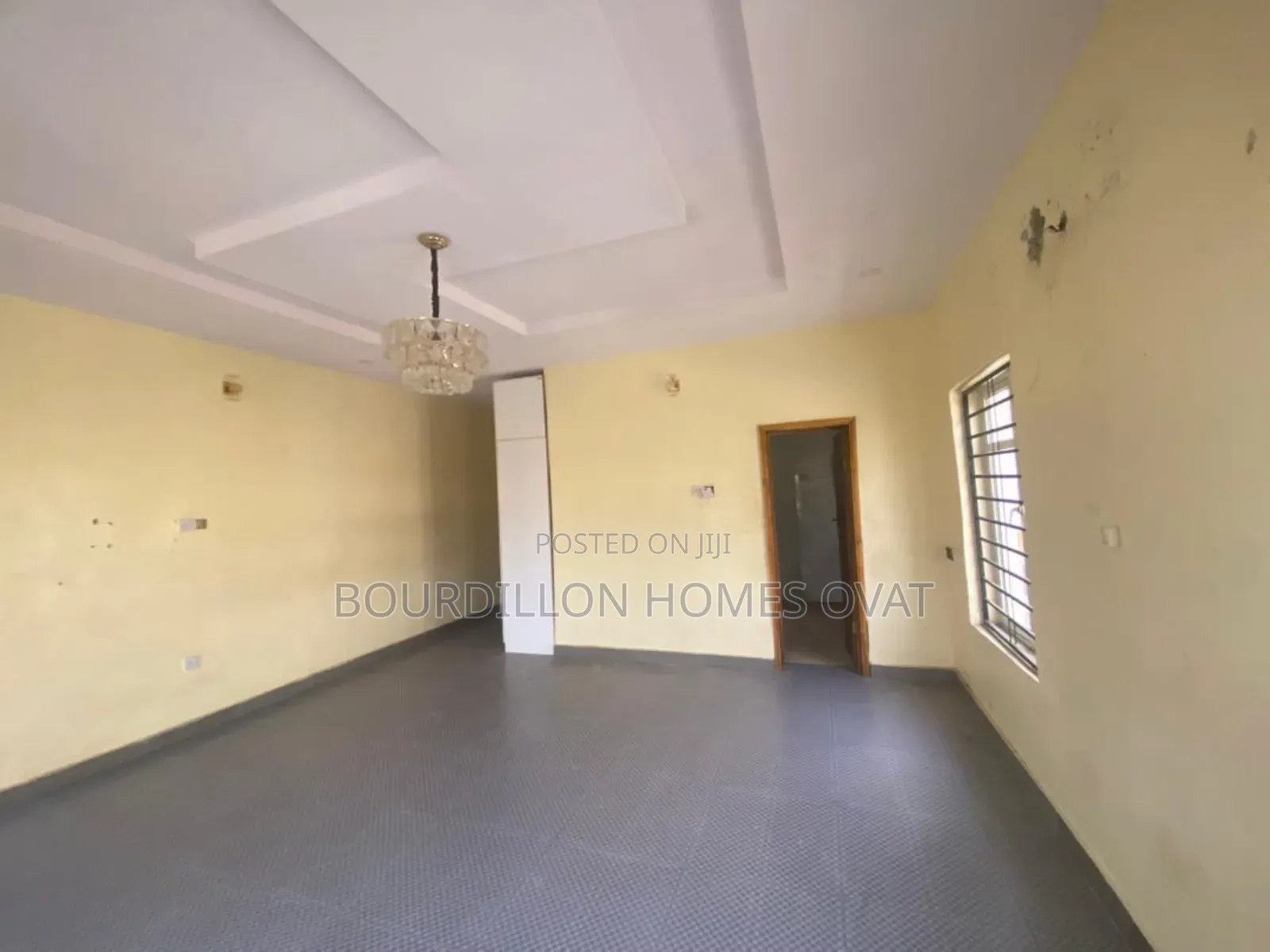 5bdrm Duplex in Ikota Villa Estate for rent
