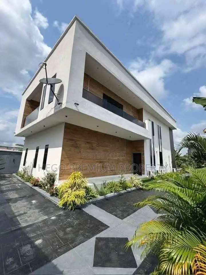 5bdrm Duplex in Majesty Estate, Obio-Akpor for sale