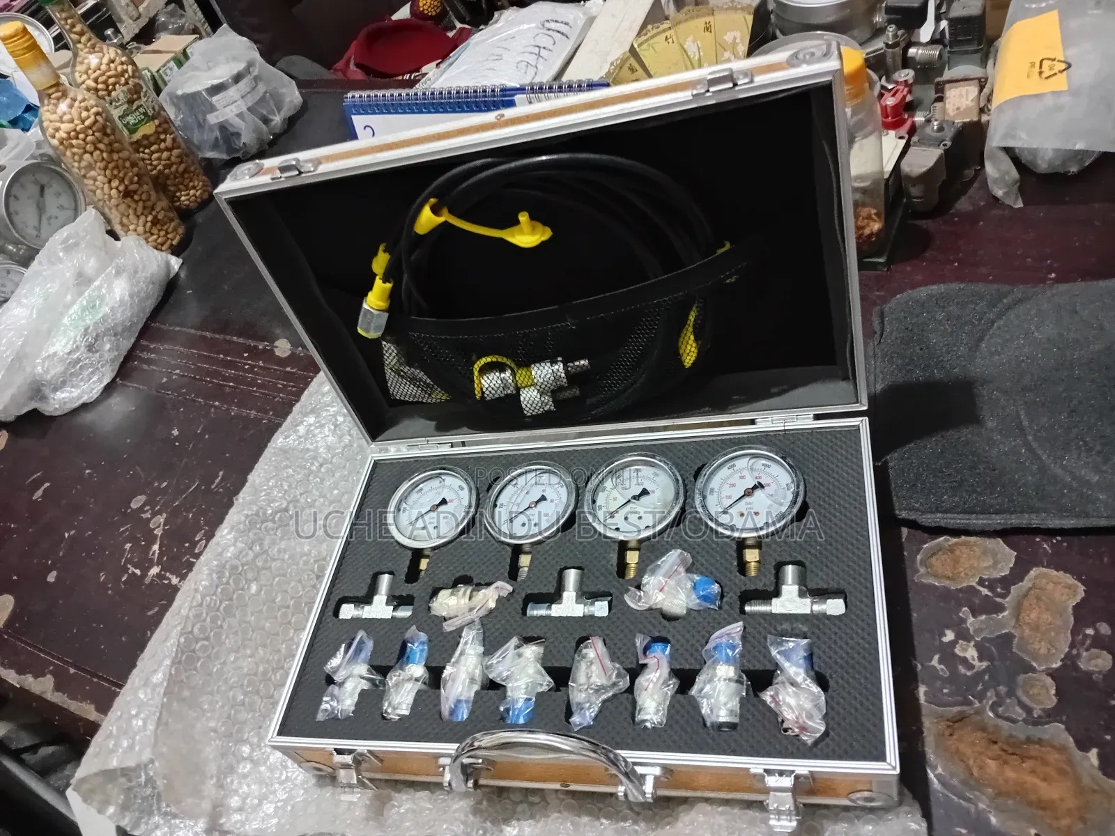 Complete Set of Pressure Gauge Calibration Set Hydraulic 10,000psi