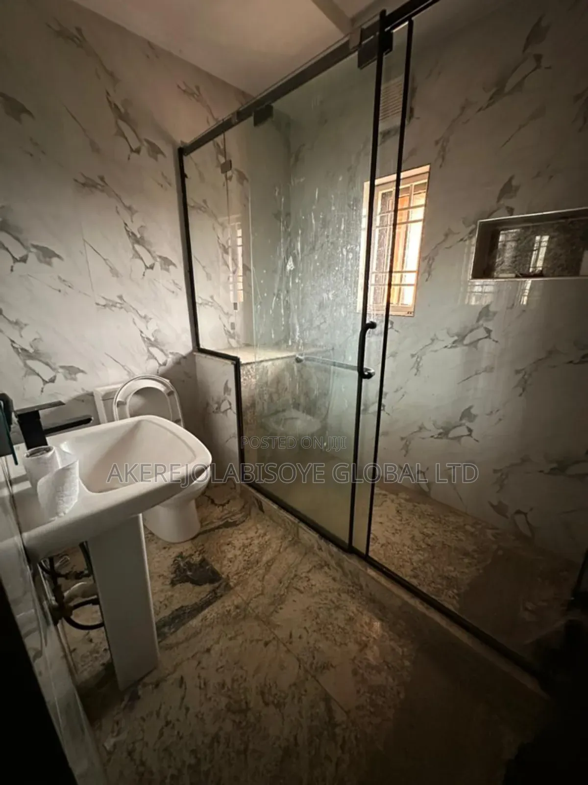 3bdrm Duplex in Lifecamp, Abuja for rent