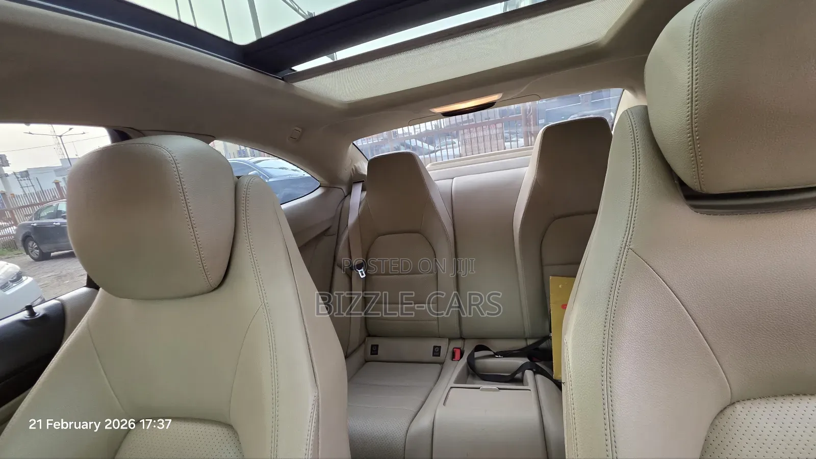 Mercedes-Benz C300 2011 Black