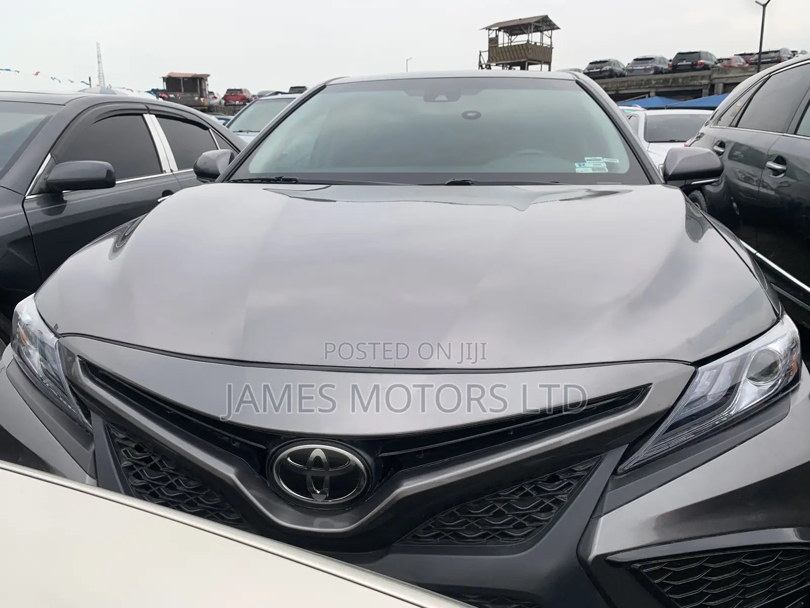 Toyota Camry 2021 Gray