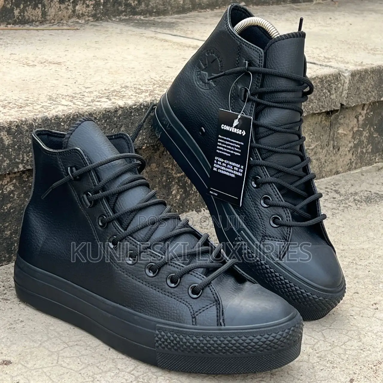 Original Converse Chunk Taylor Hi Black Sneakers