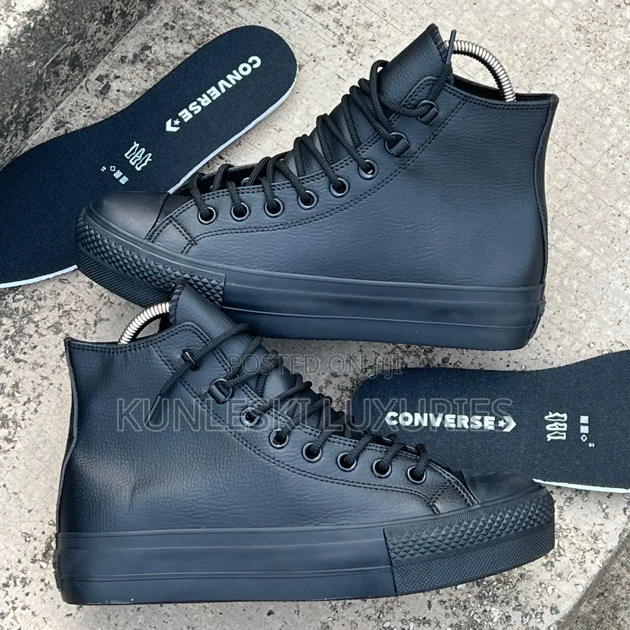 Original Converse Chunk Taylor Hi Black Sneakers