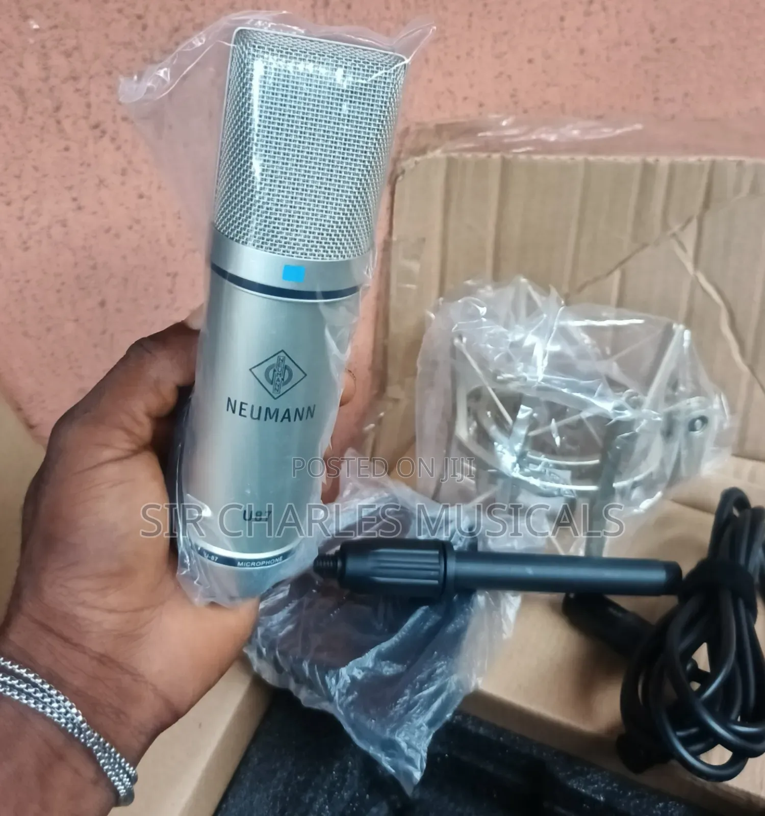 High Quality Neumann U87 Studio Condenser Microphone