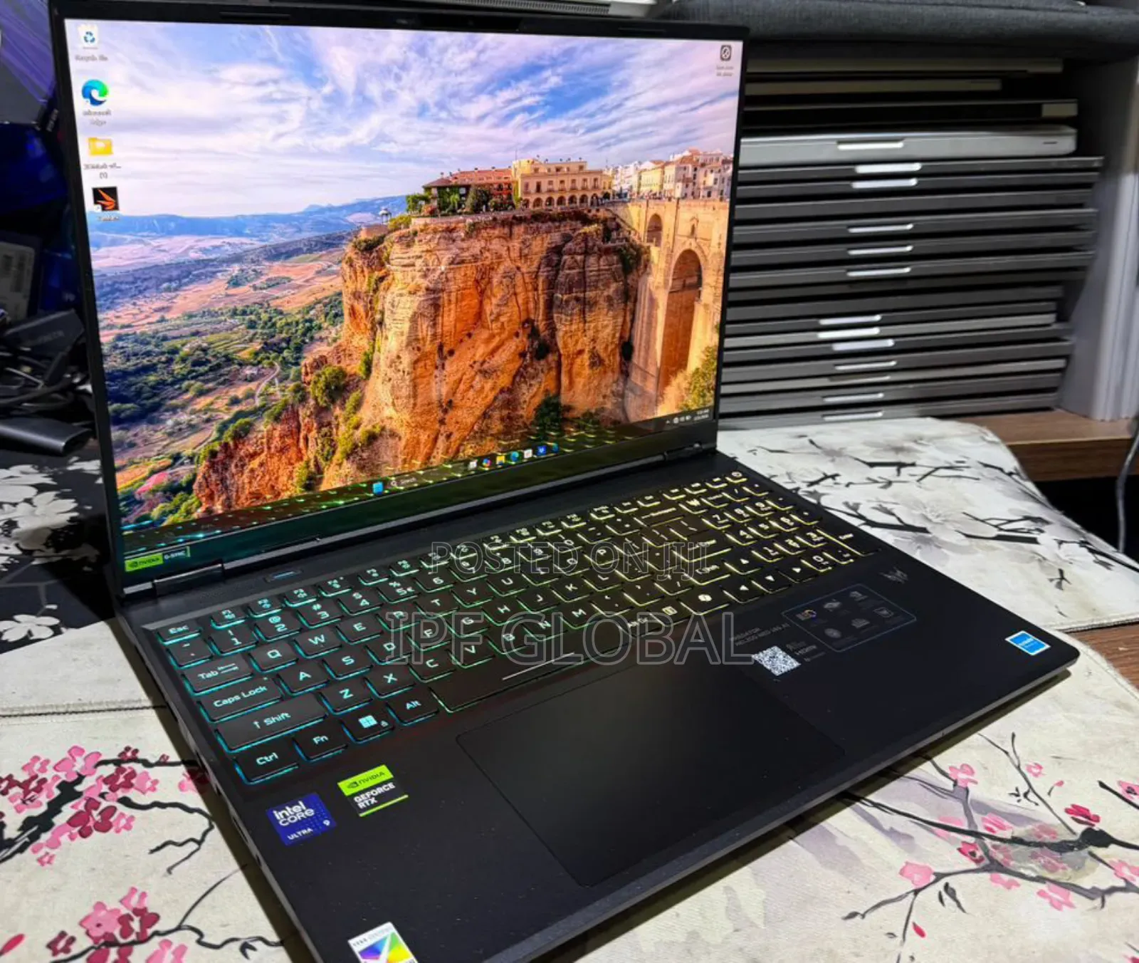 Laptop Acer Predator Helios Neo 14 16GB Intel Core Ultra 7 SSD 1T