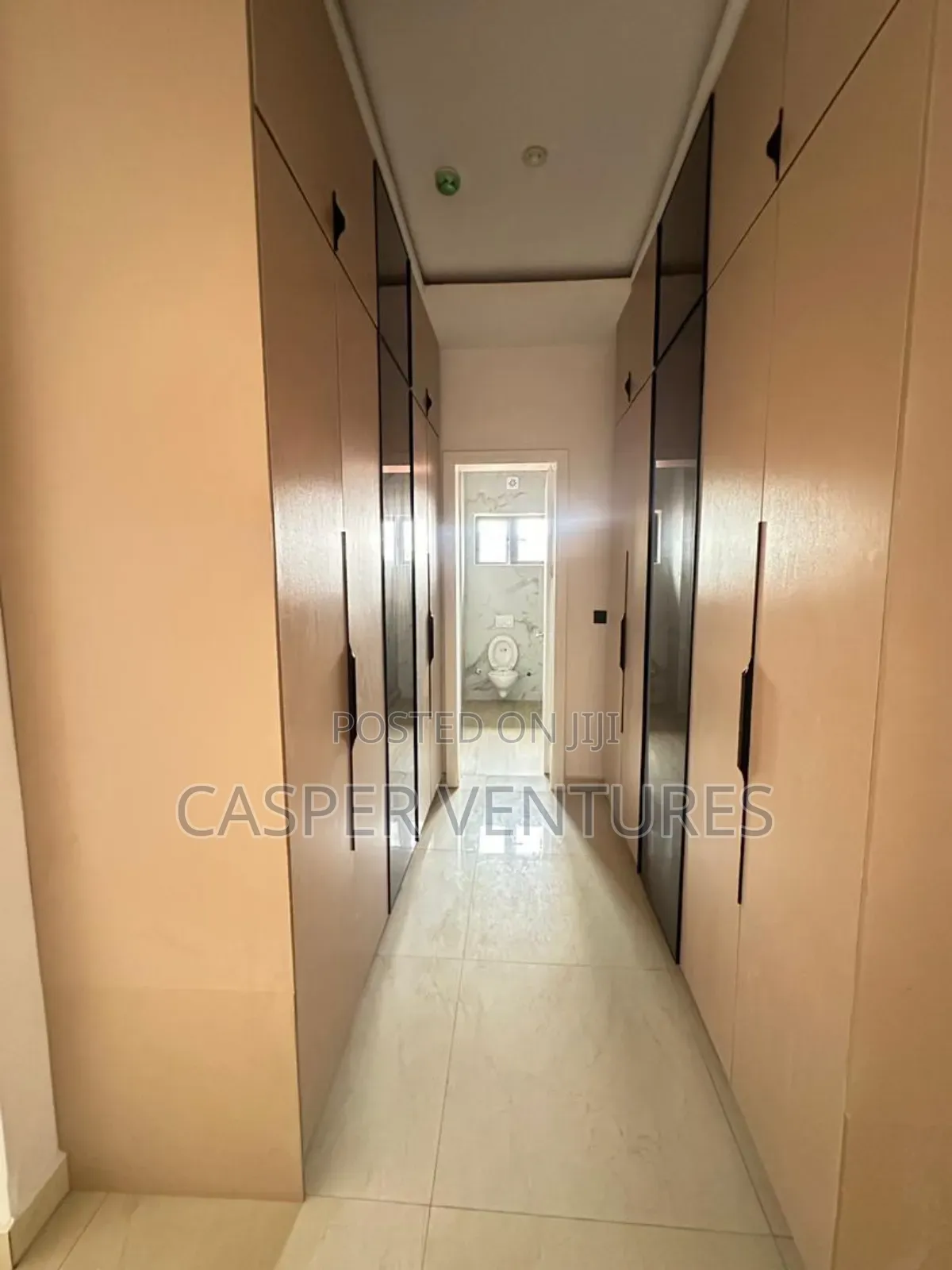 3bdrm Apartment in Kofo Abayomi for sale